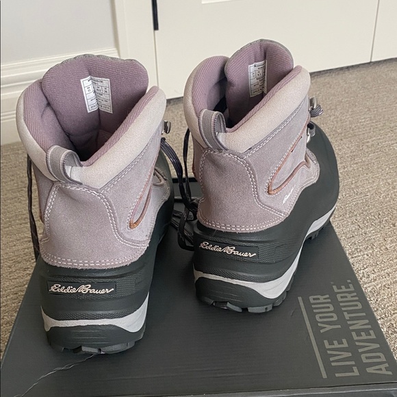 NWT Eddie Bauer Cody Peak Women's Waterproof Boots - Gray and Black - Picture 4 of 8